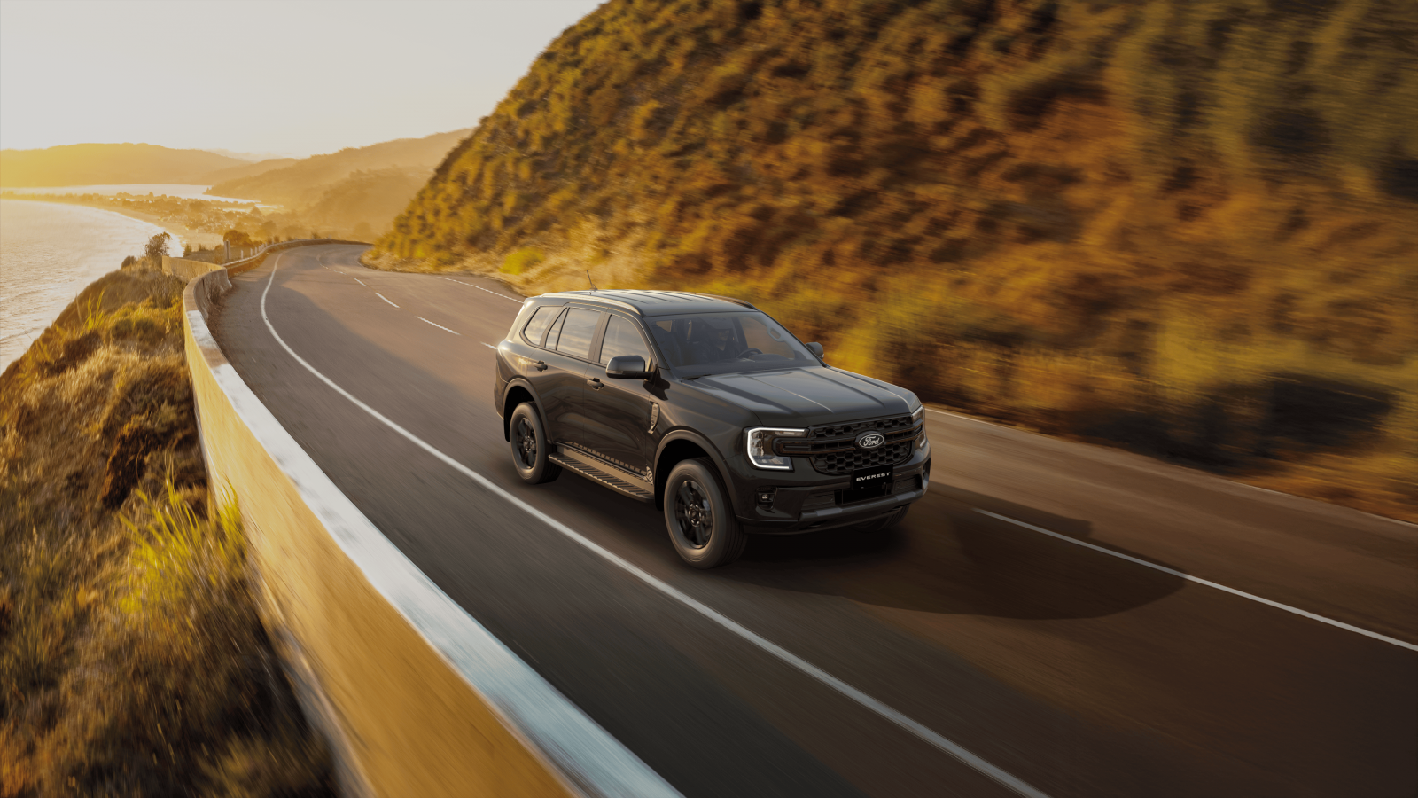 Everest Active 2.0L AT 4x2
